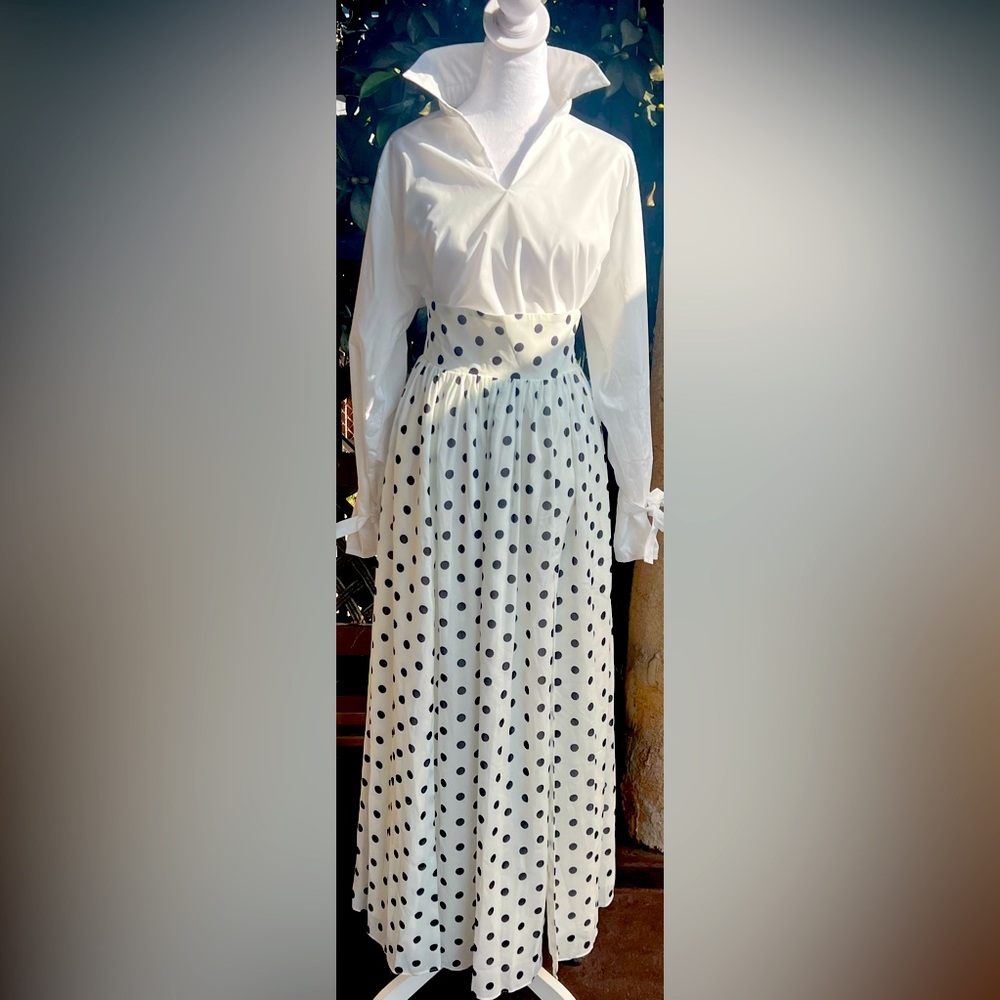 Black polka dots maxi skirt